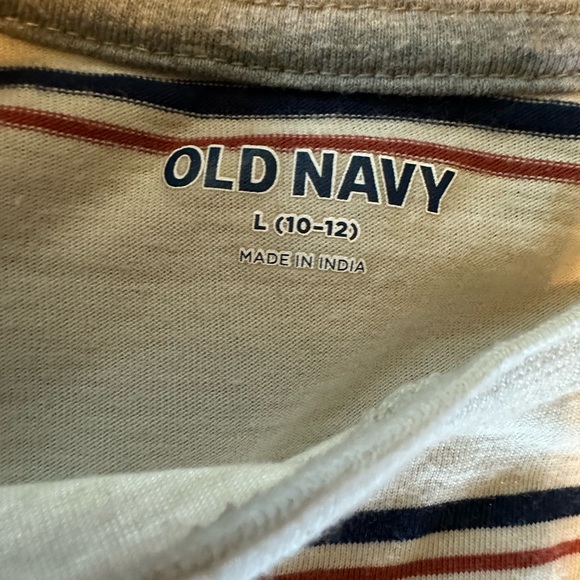 2 boys t-shirts - Picture 2 of 4